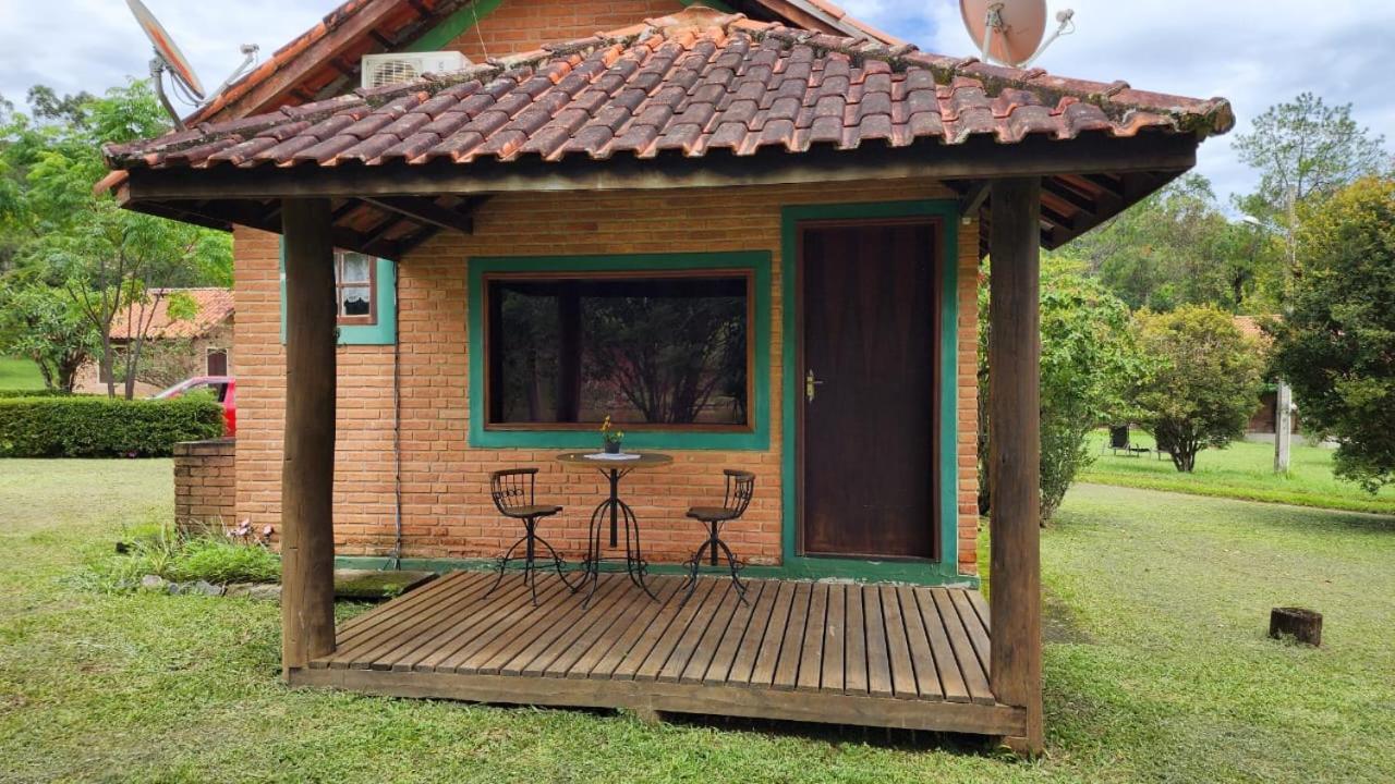Pousada Dos Girassois Cunha Exterior photo